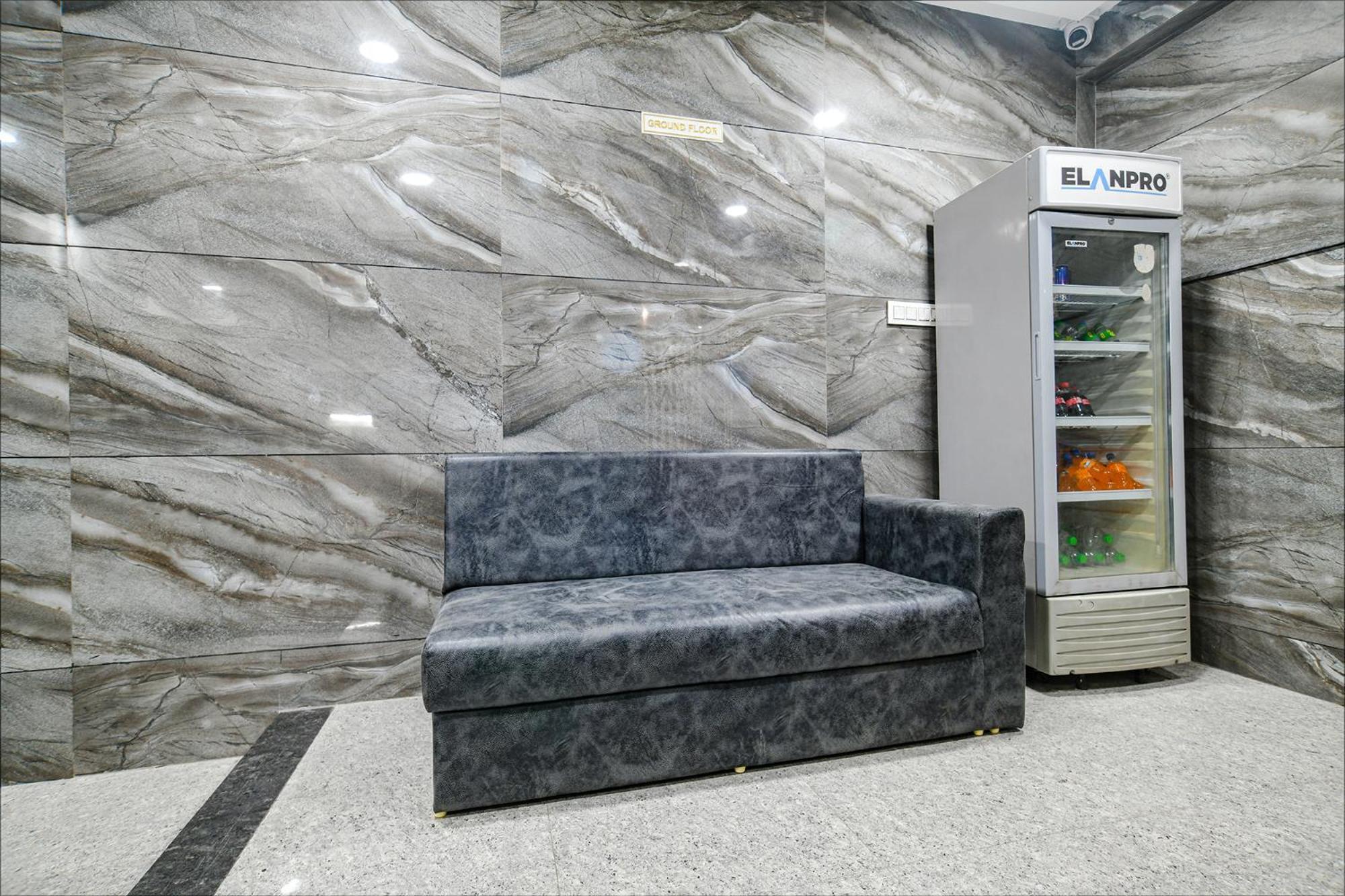 Fabhotel Classic Inn Индор Екстериор снимка