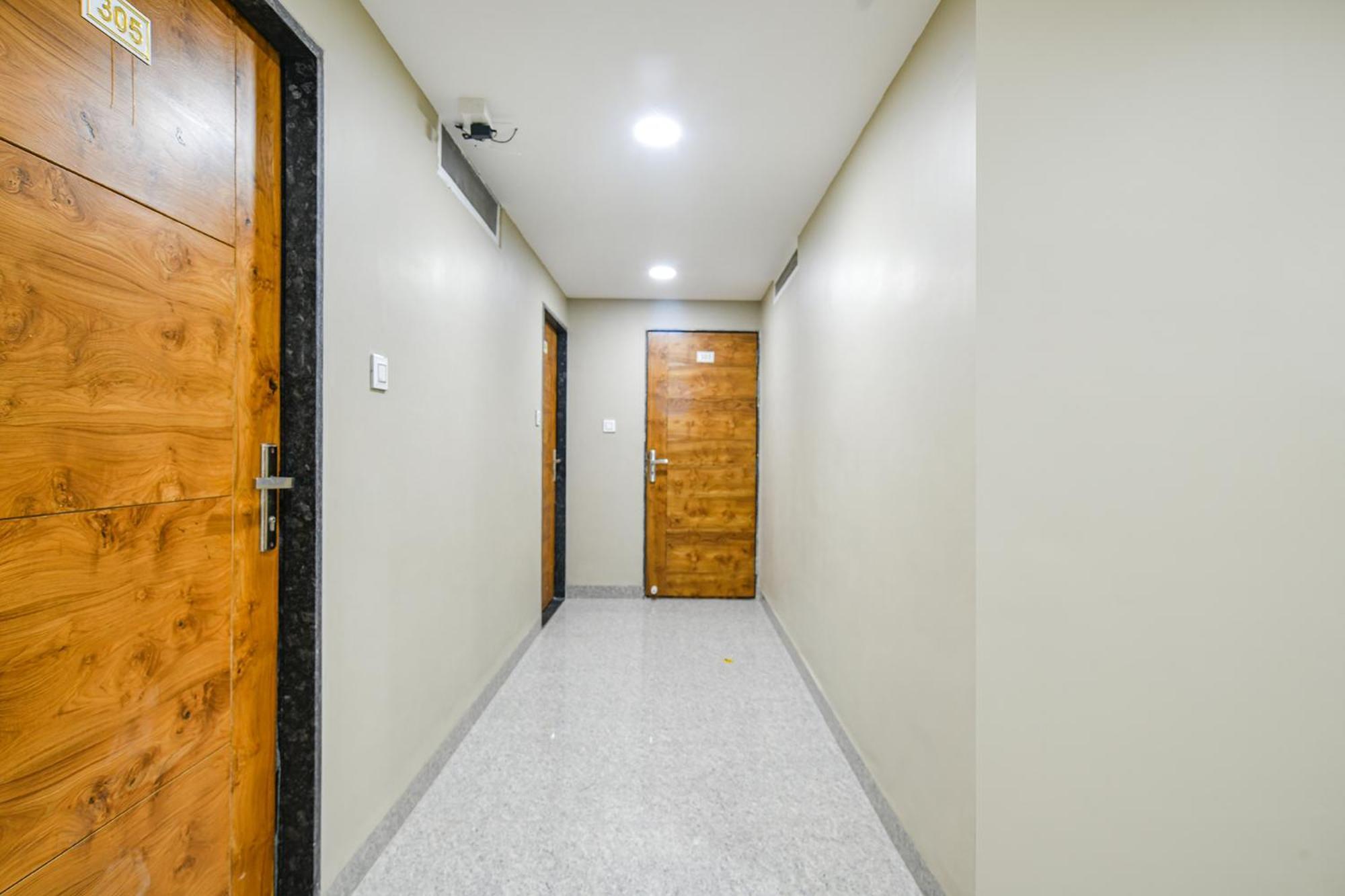 Fabhotel Classic Inn Индор Екстериор снимка